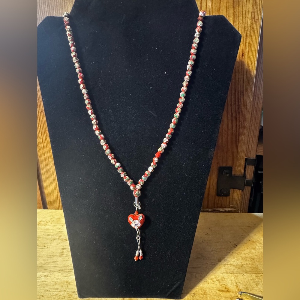 Vintage Cloisonné floral heart beaded necklace